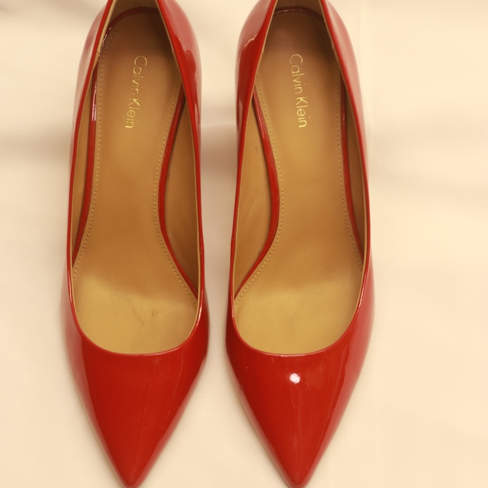 Calvin Klein Glossy Red Pumps